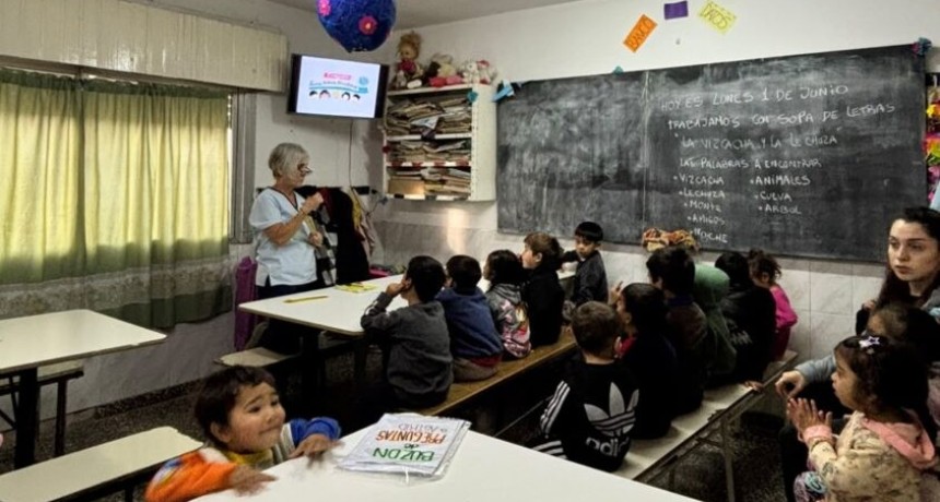 Pergamino capacita en salud bucal a los ni&ntilde;os de distintos barrios